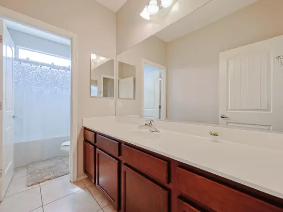 Upstairs hall bathroom at 17717 W Mandalay Ln in Surprise AZ
