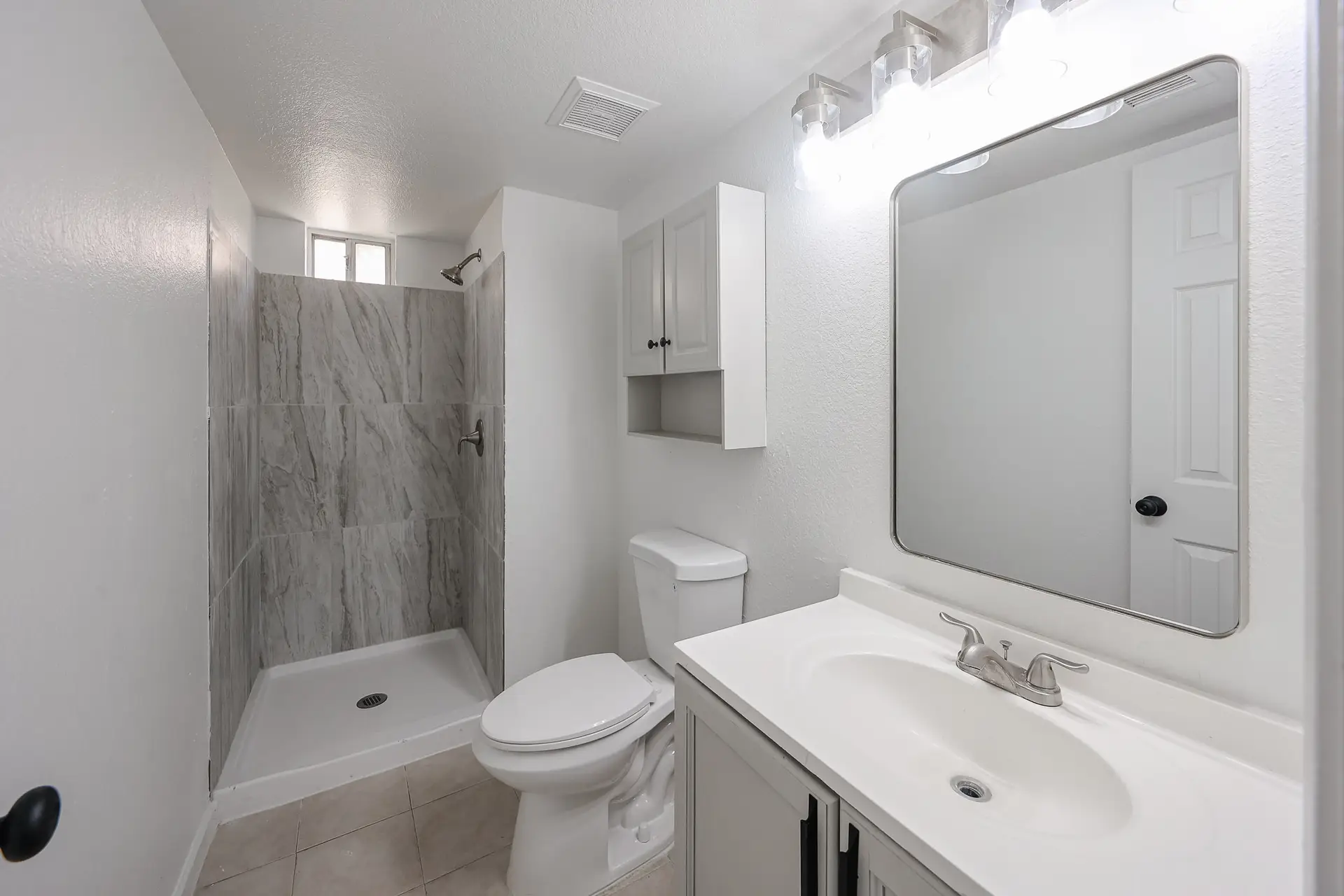 Downstairs Bathroom Full bathroom located on the main level