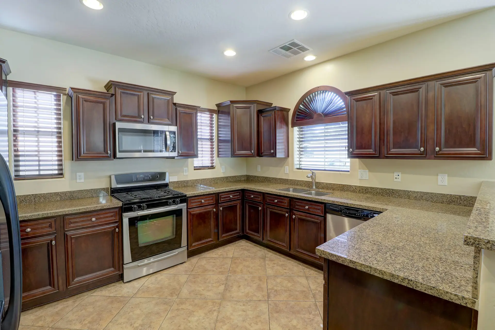 08 Kitchen appliances | 15359 W Columbine Dr Kitchen appliances at 15359 W Columbine Dr in Surprise, Arizona.